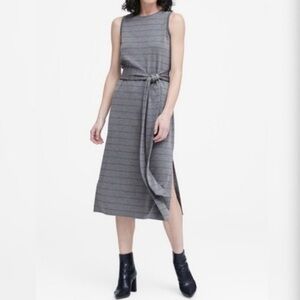 NWT Banana Republic Midi length Dress Sleeveless belt striped gray jewel neck Lg